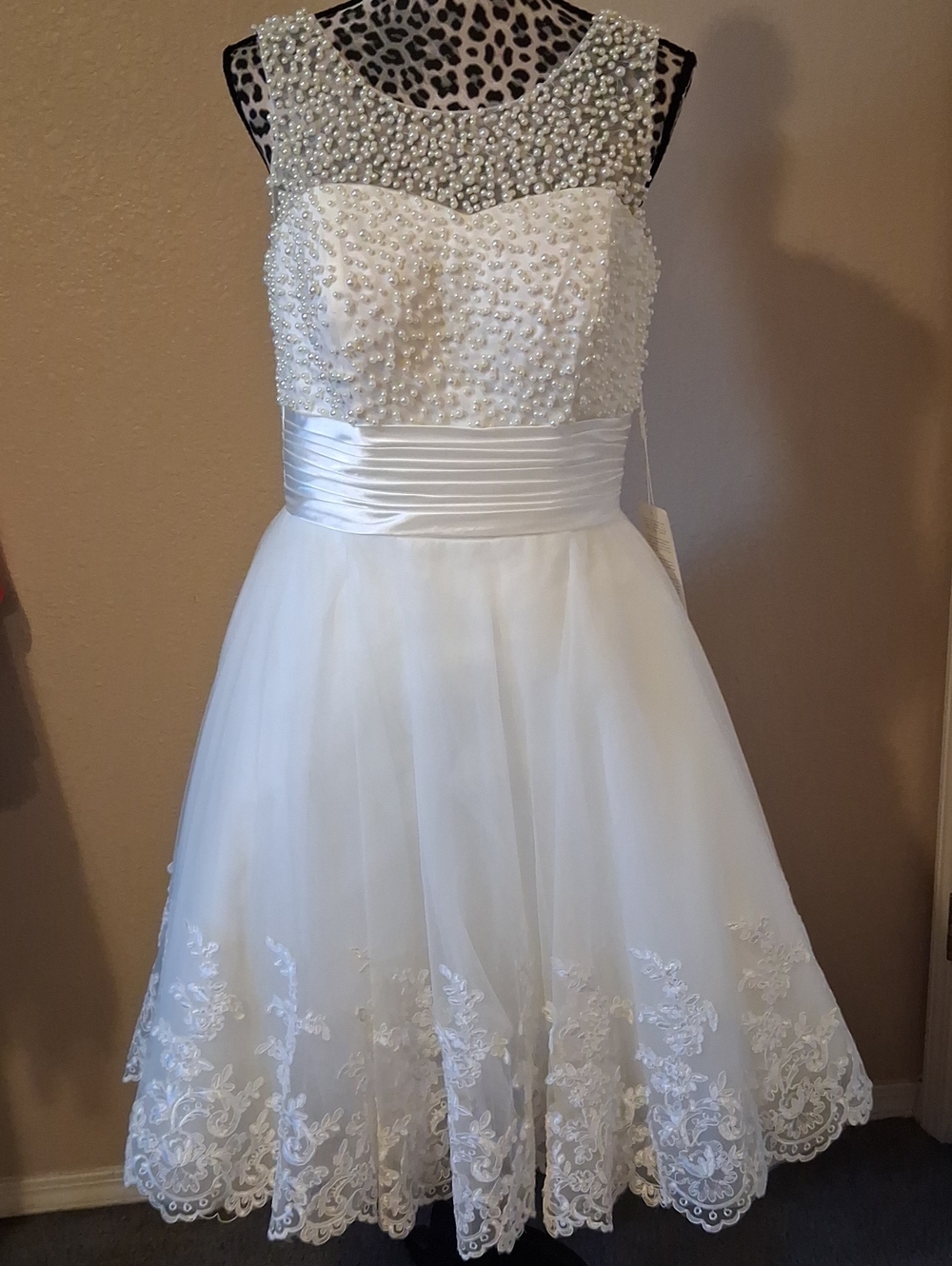 NWT JJs House (Ivory-White)Pearl- Lace Tulle Skirt Bridal Party Dress.Appox 8-10